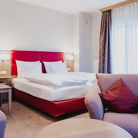 Hotel Hachinger Hof Oberhaching Dış mekan fotoğraf