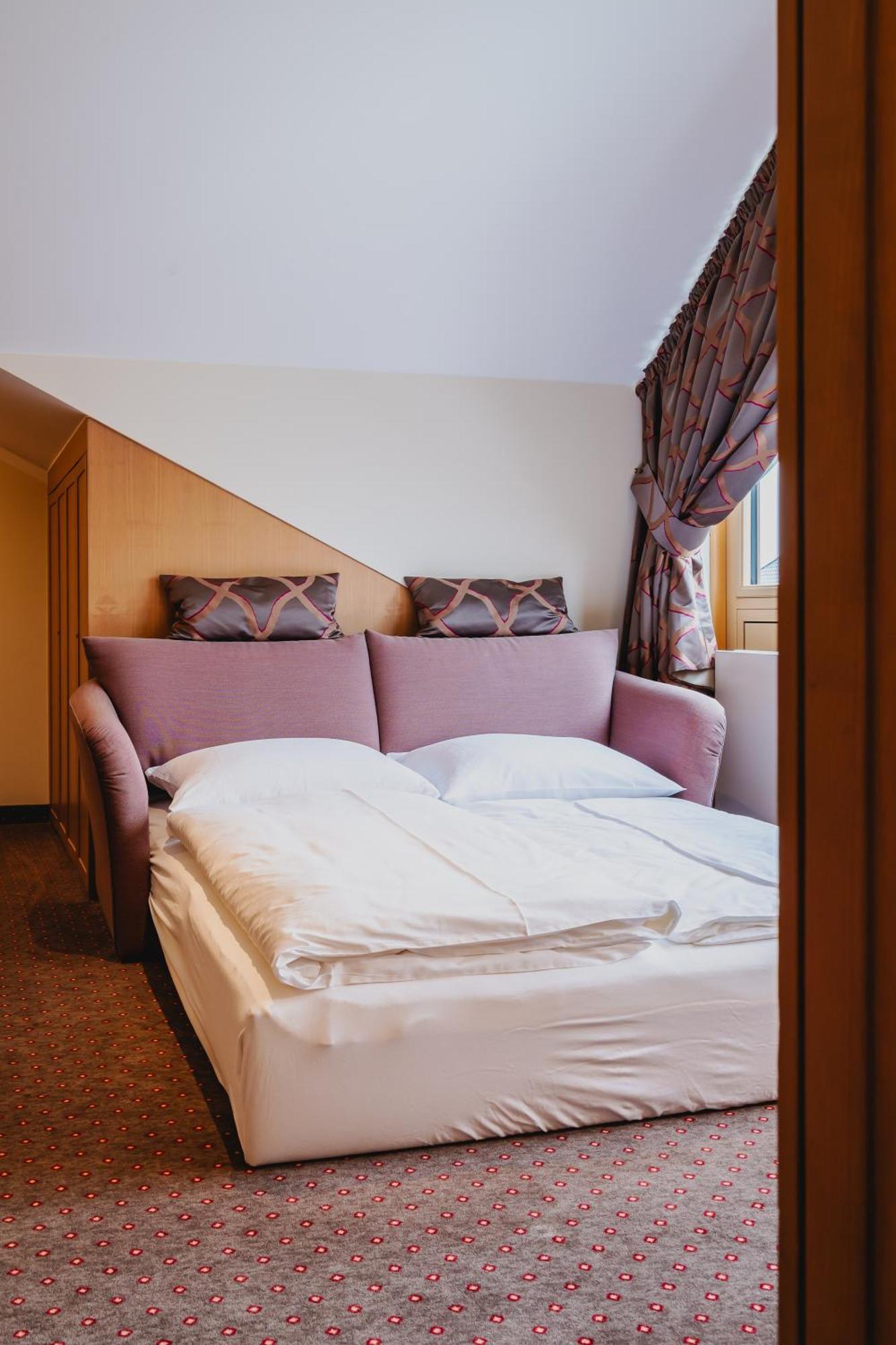 Hotel Hachinger Hof Oberhaching Dış mekan fotoğraf